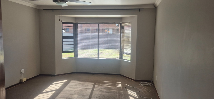 3 Bedroom Property for Sale in Hillside View Free State